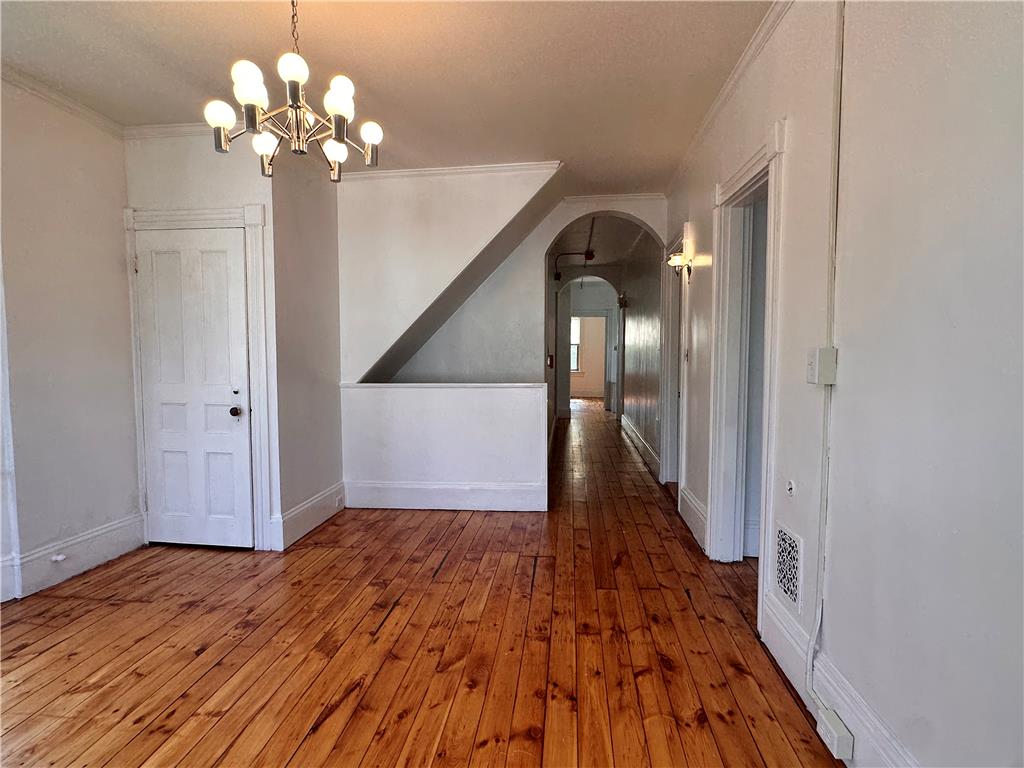 320 Cattell Street 2