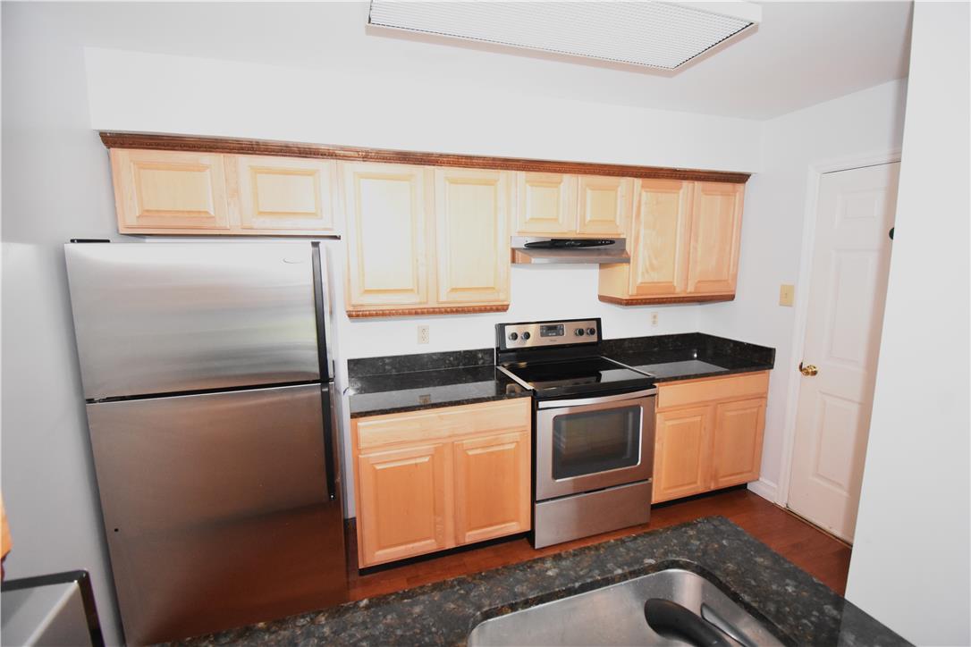 7911 Cross Creek Circle 15