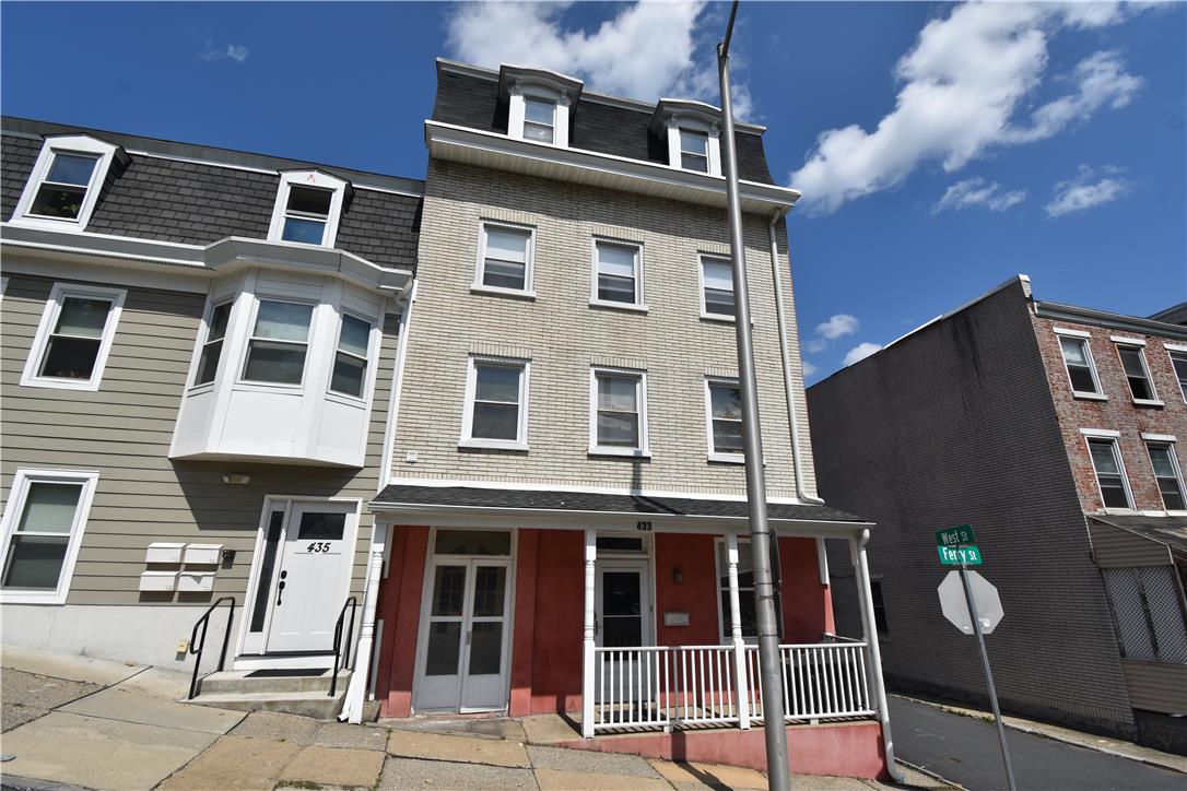 433 Ferry Street 3