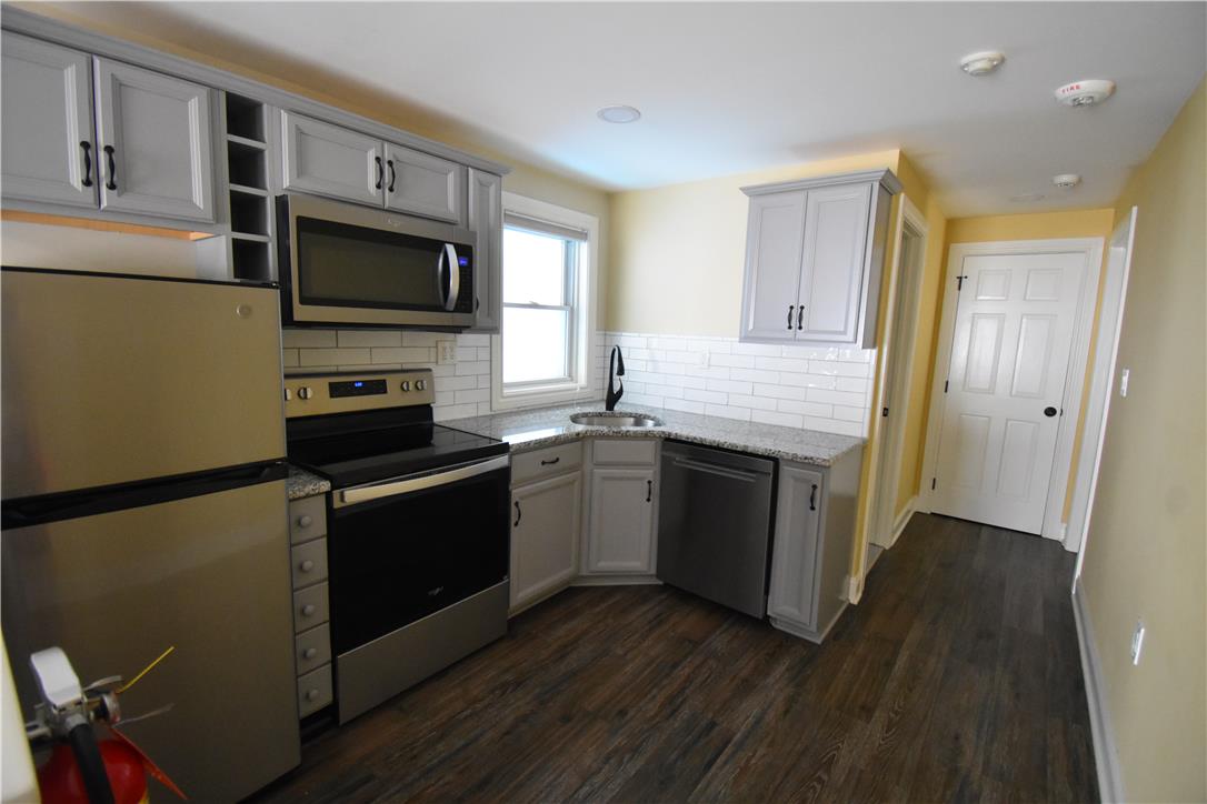 435 Ferry Street 1B