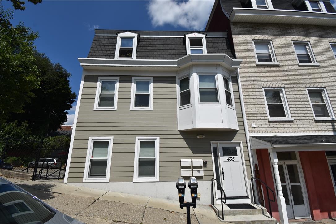 435 Ferry Street 1B