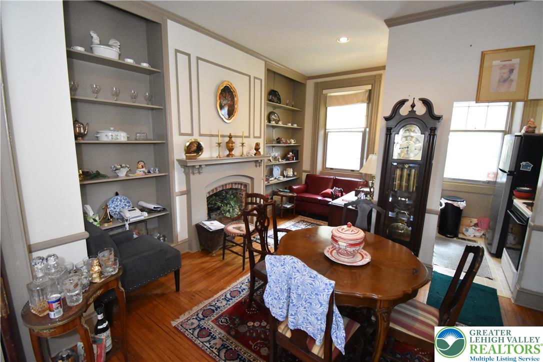 241 Spring Garden Street 1