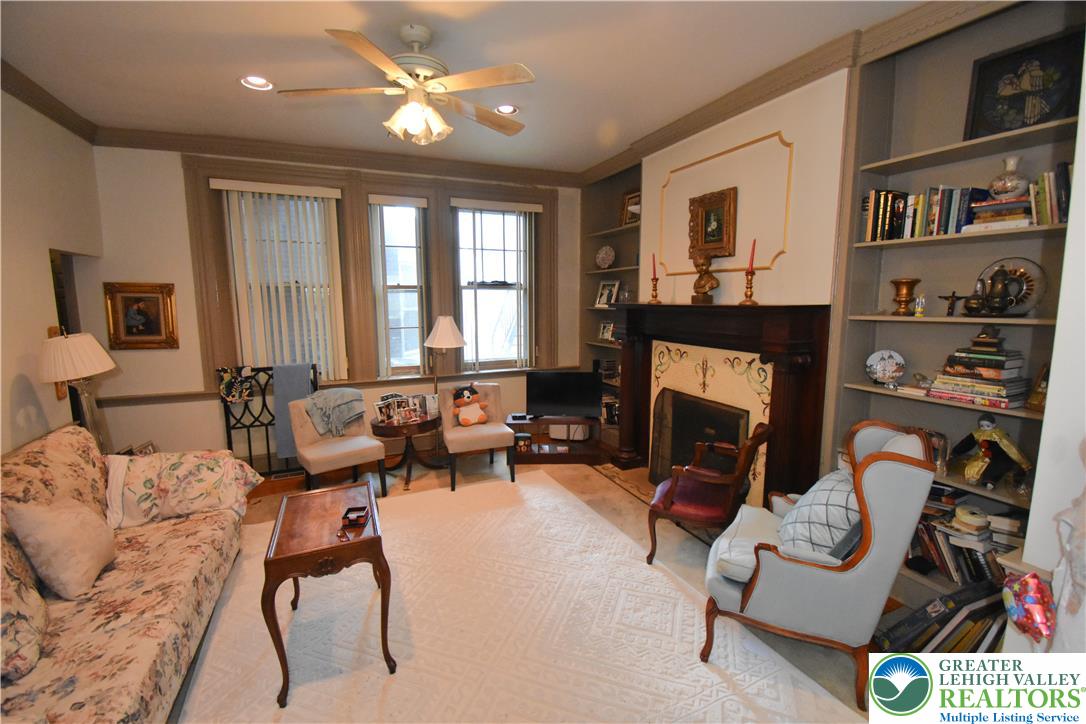241 Spring Garden Street 1