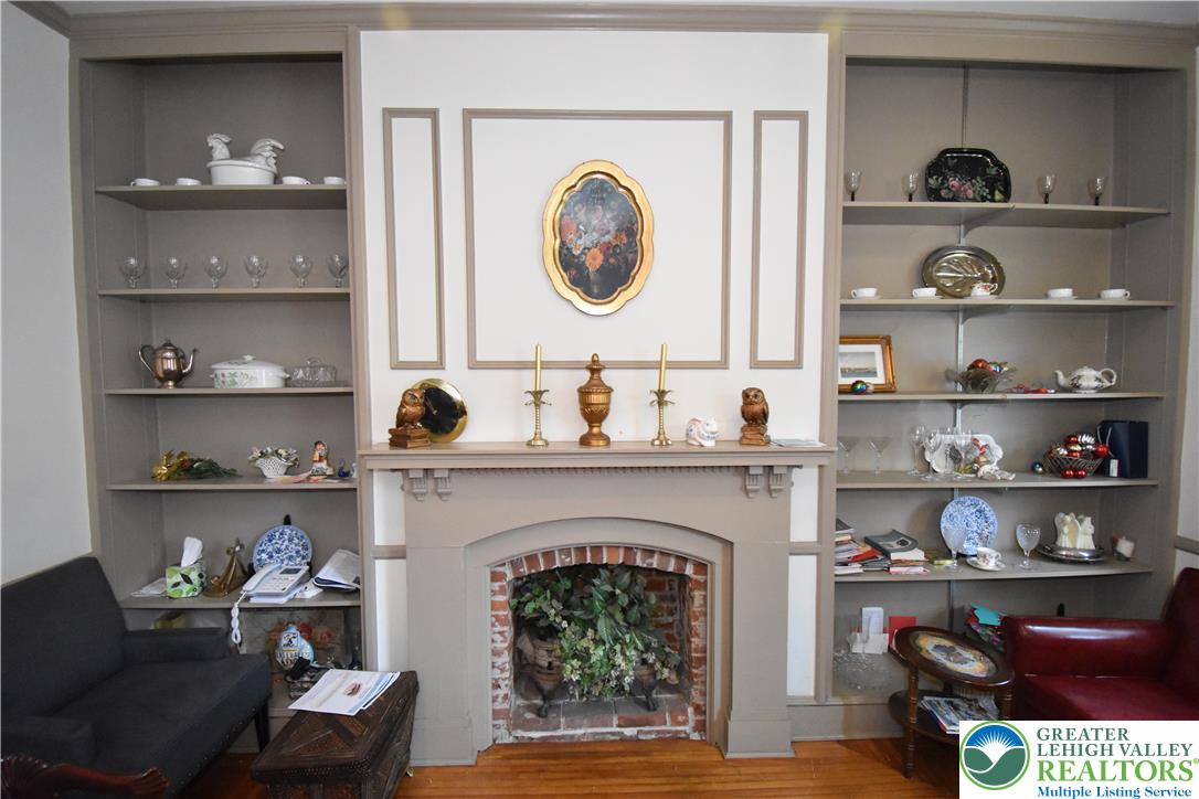 241 Spring Garden Street 1