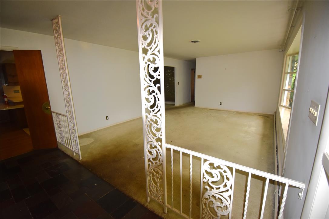 3113 Club Drive