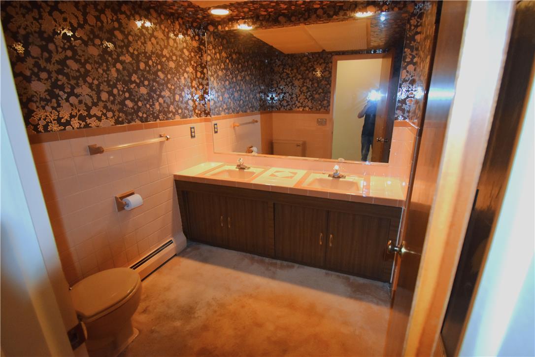 3113 Club Drive