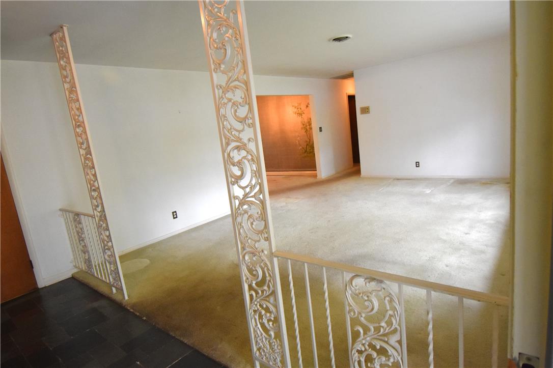 3113 Club Drive