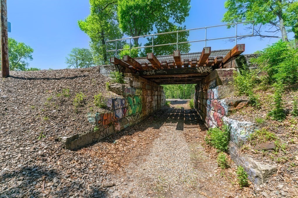 0 Truman Parkway