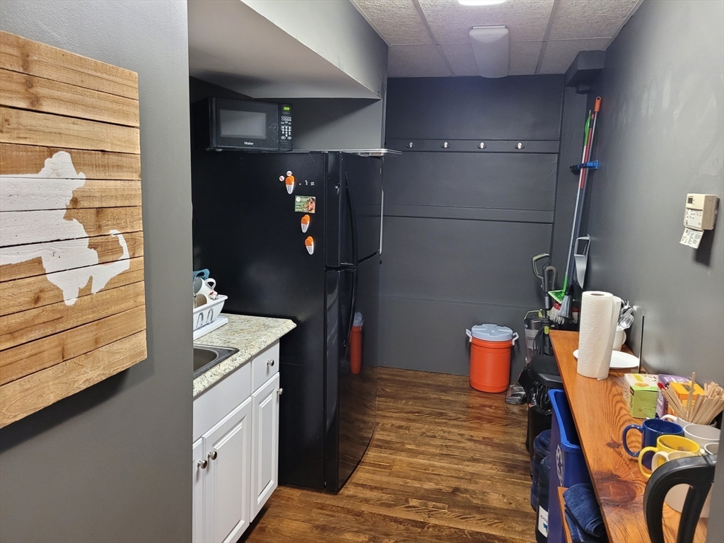 39 Harvard St Unit: 2nd Floor