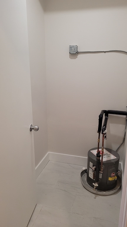 1776 Beacon St Unit: Ground