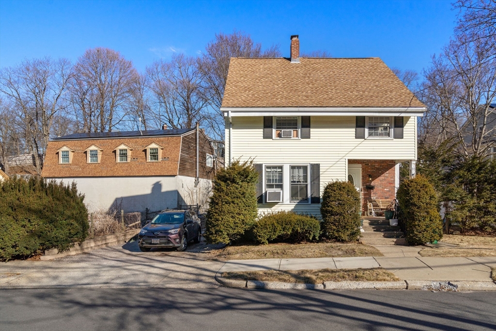 93 Thurston Road