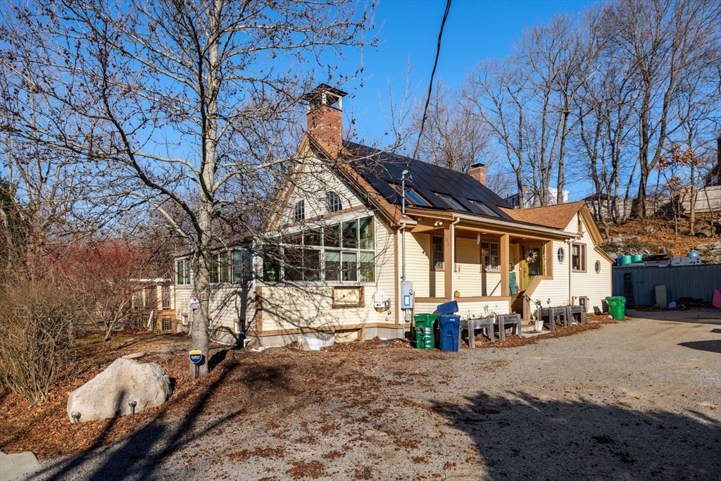 103 Thurston Road