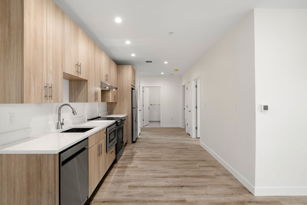 1151 Walnut Street # 301