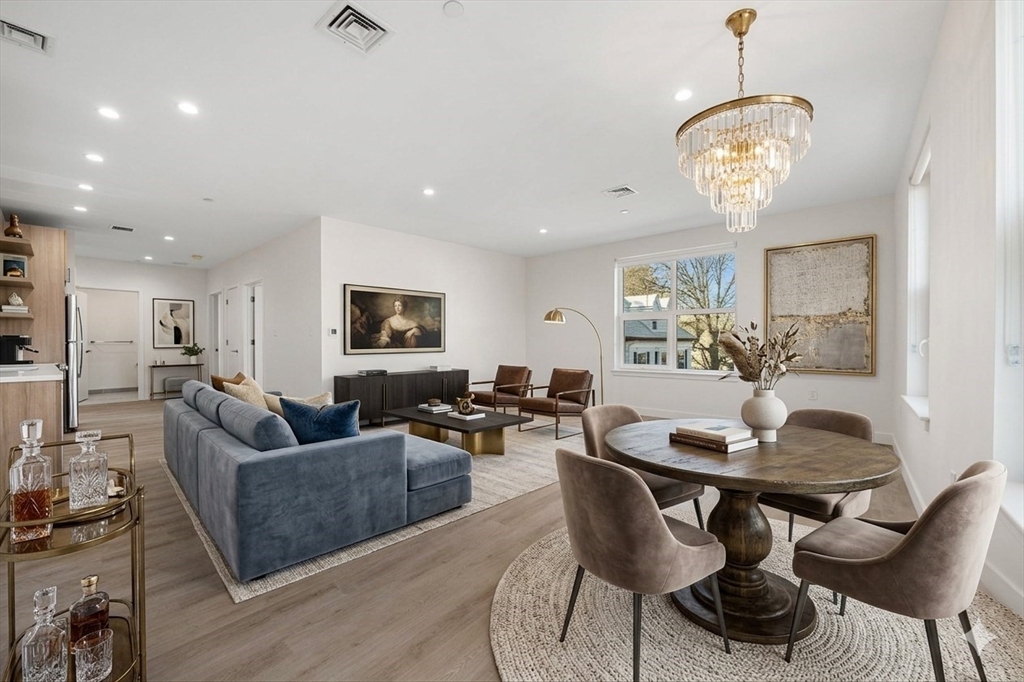 1151 Walnut Street # 301