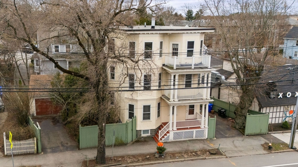 1148 Boylston