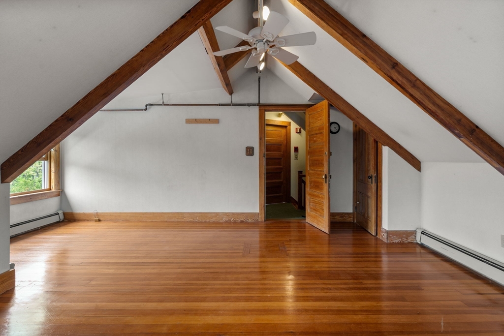 91 Wyman St Unit: 3rd Floor