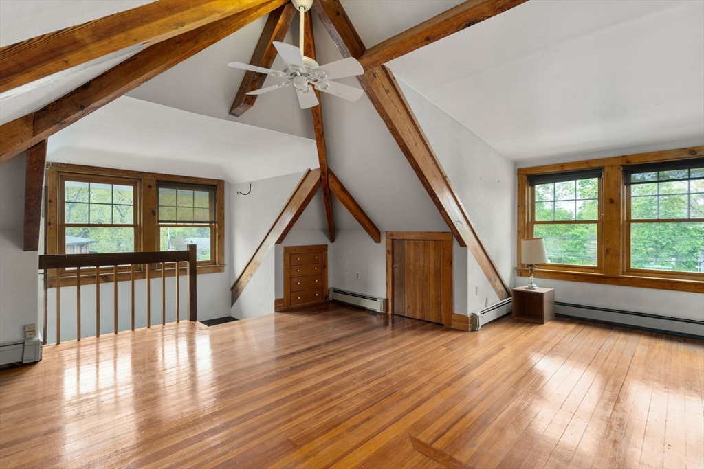 91 Wyman St Unit: 3rd Floor