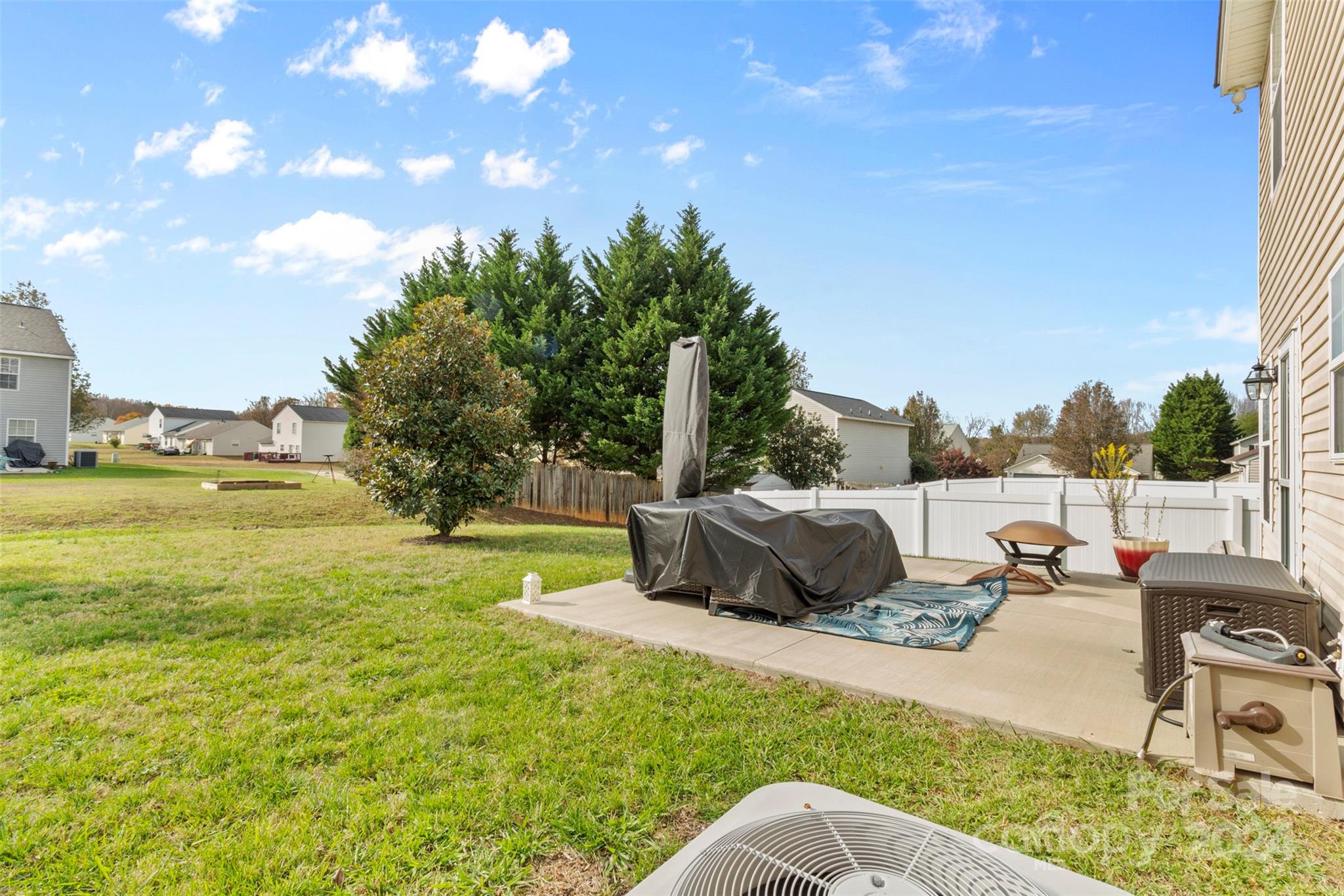 3923 Bitterroot Court