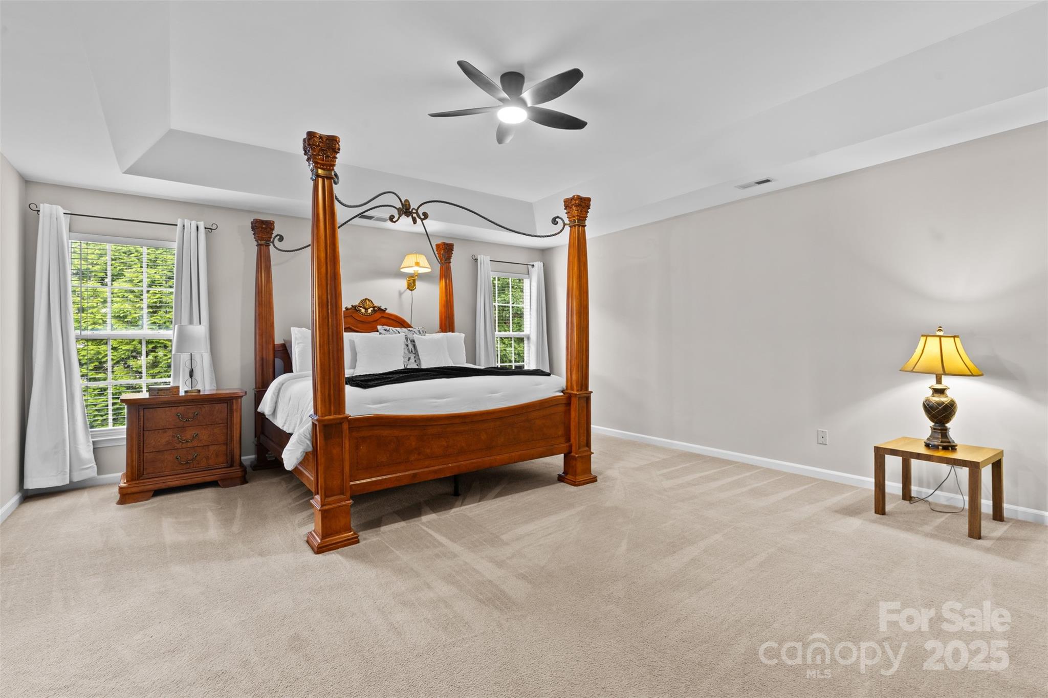 3213 Strawberry Road