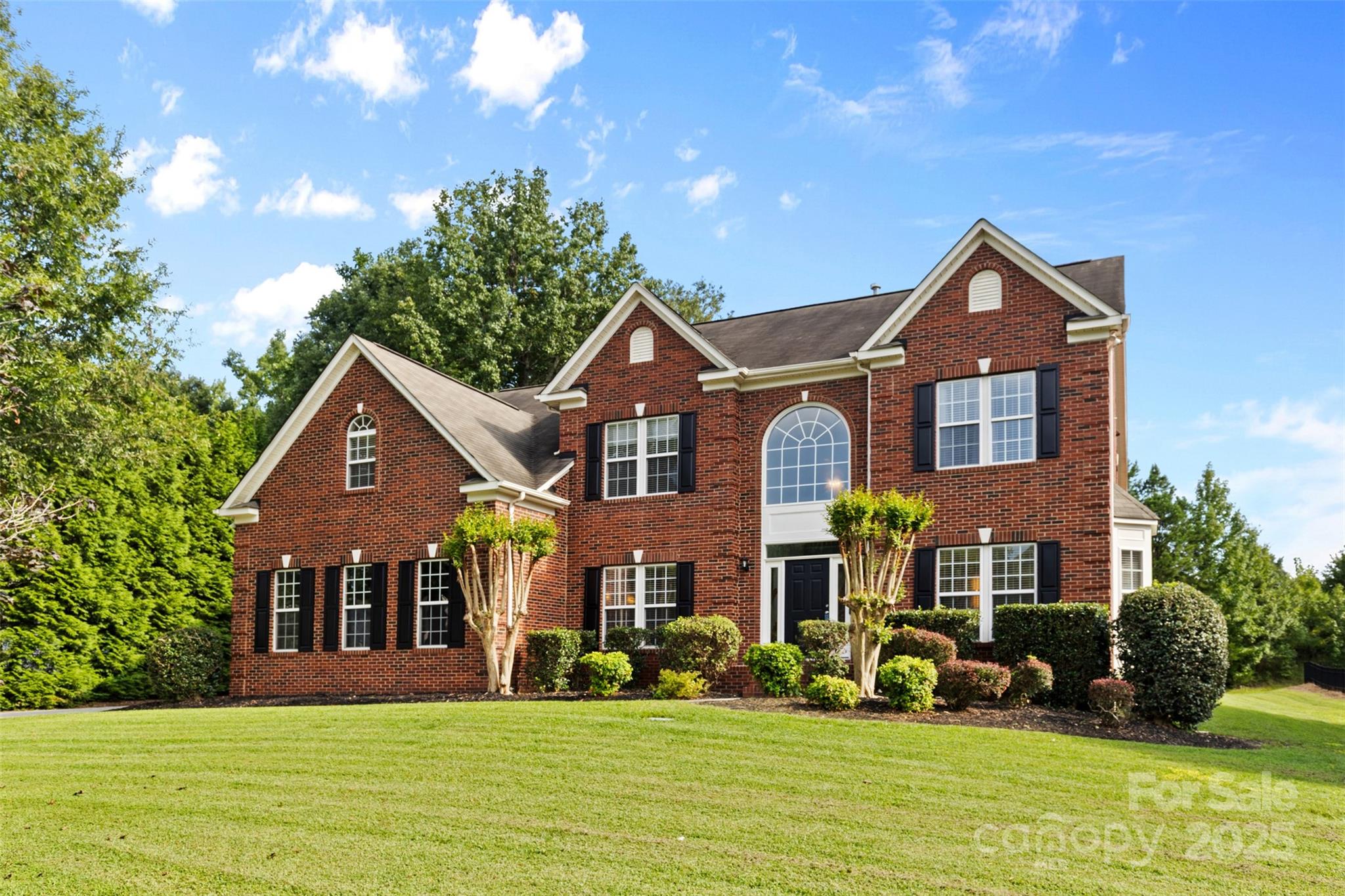 3213 Strawberry Road