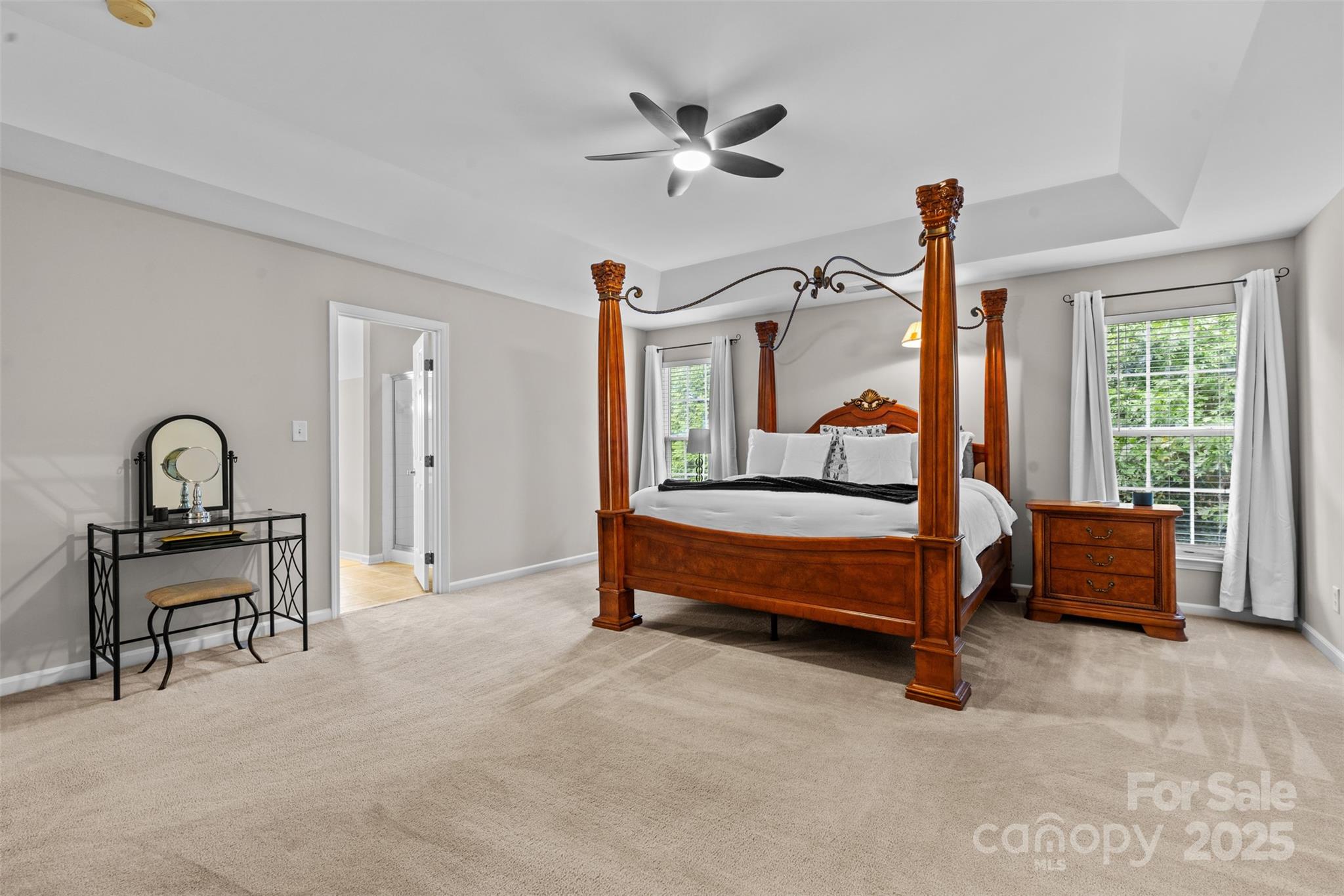 3213 Strawberry Road