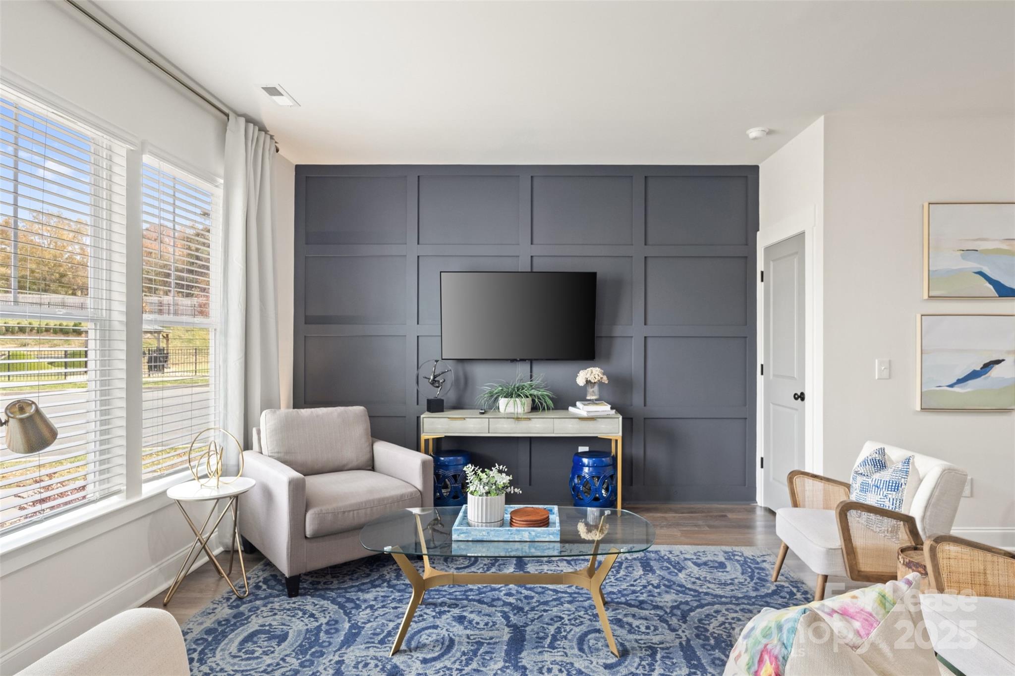 920 Blu Central Road