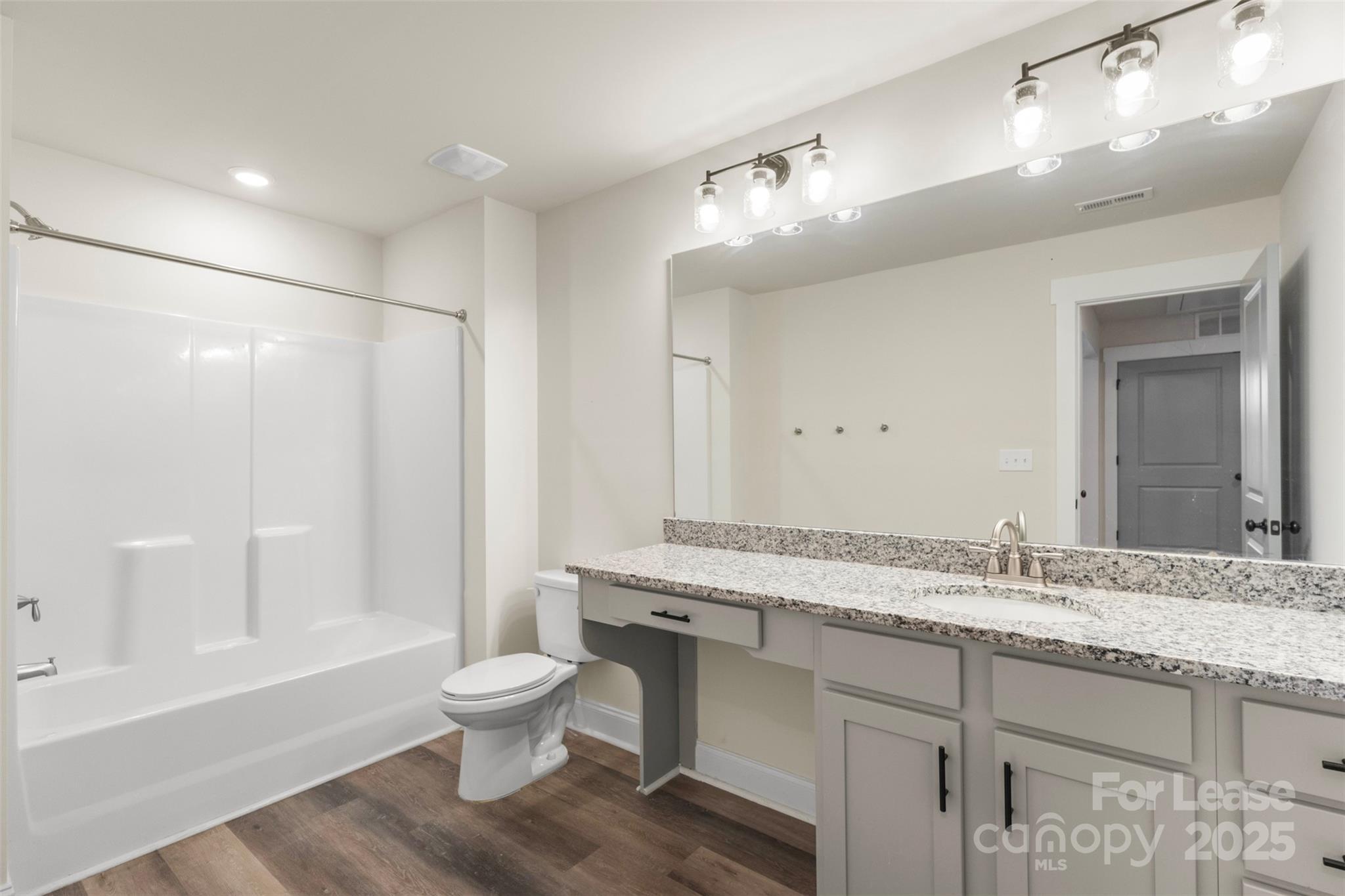 920 Blu Central Road