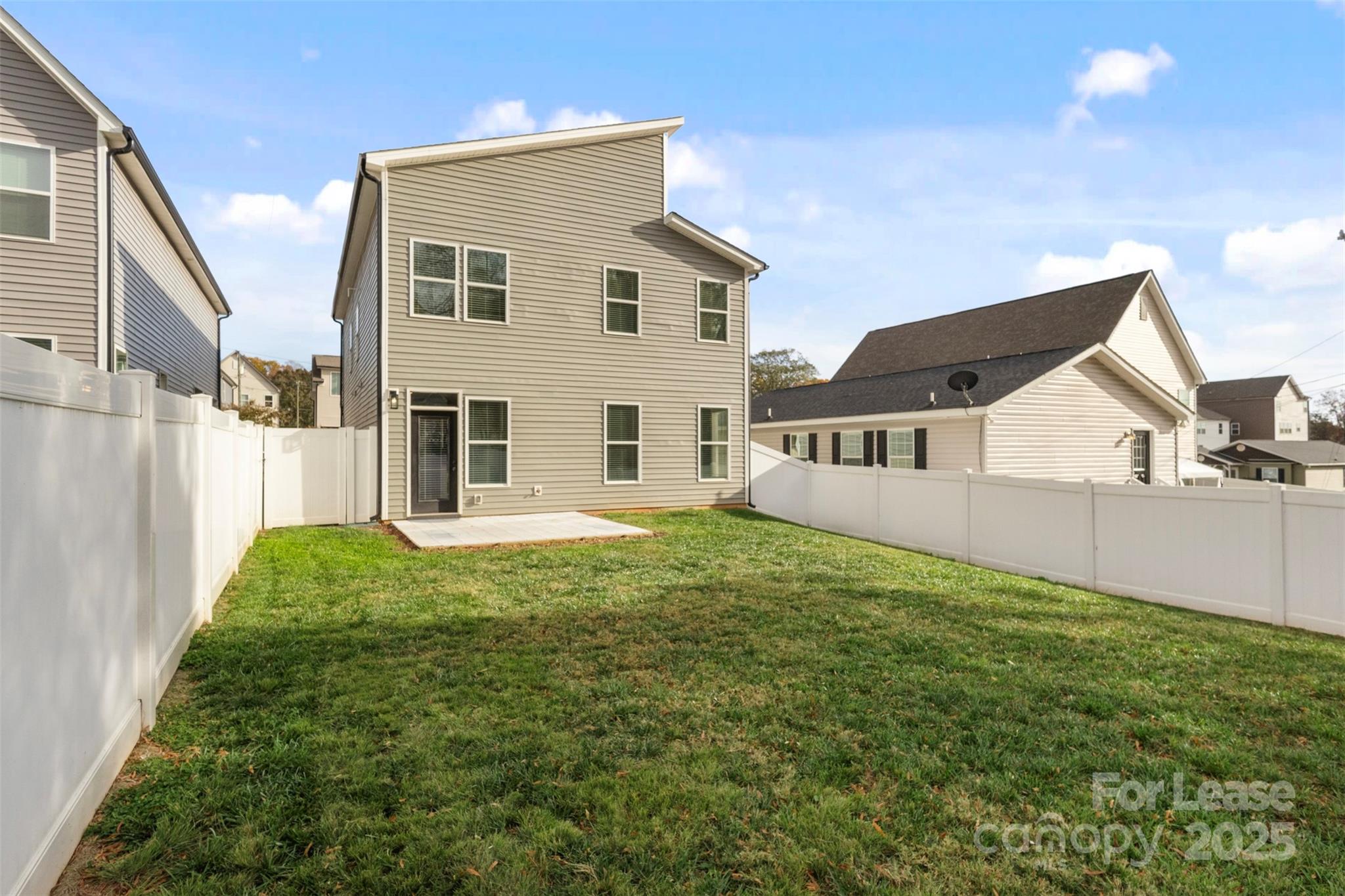 920 Blu Central Road