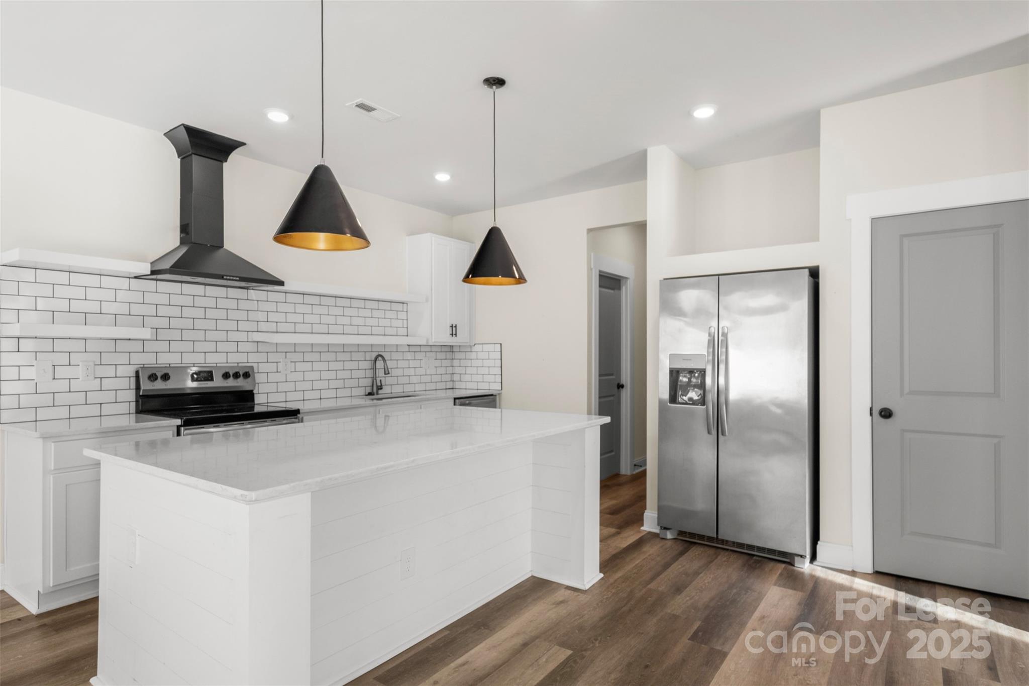 920 Blu Central Road