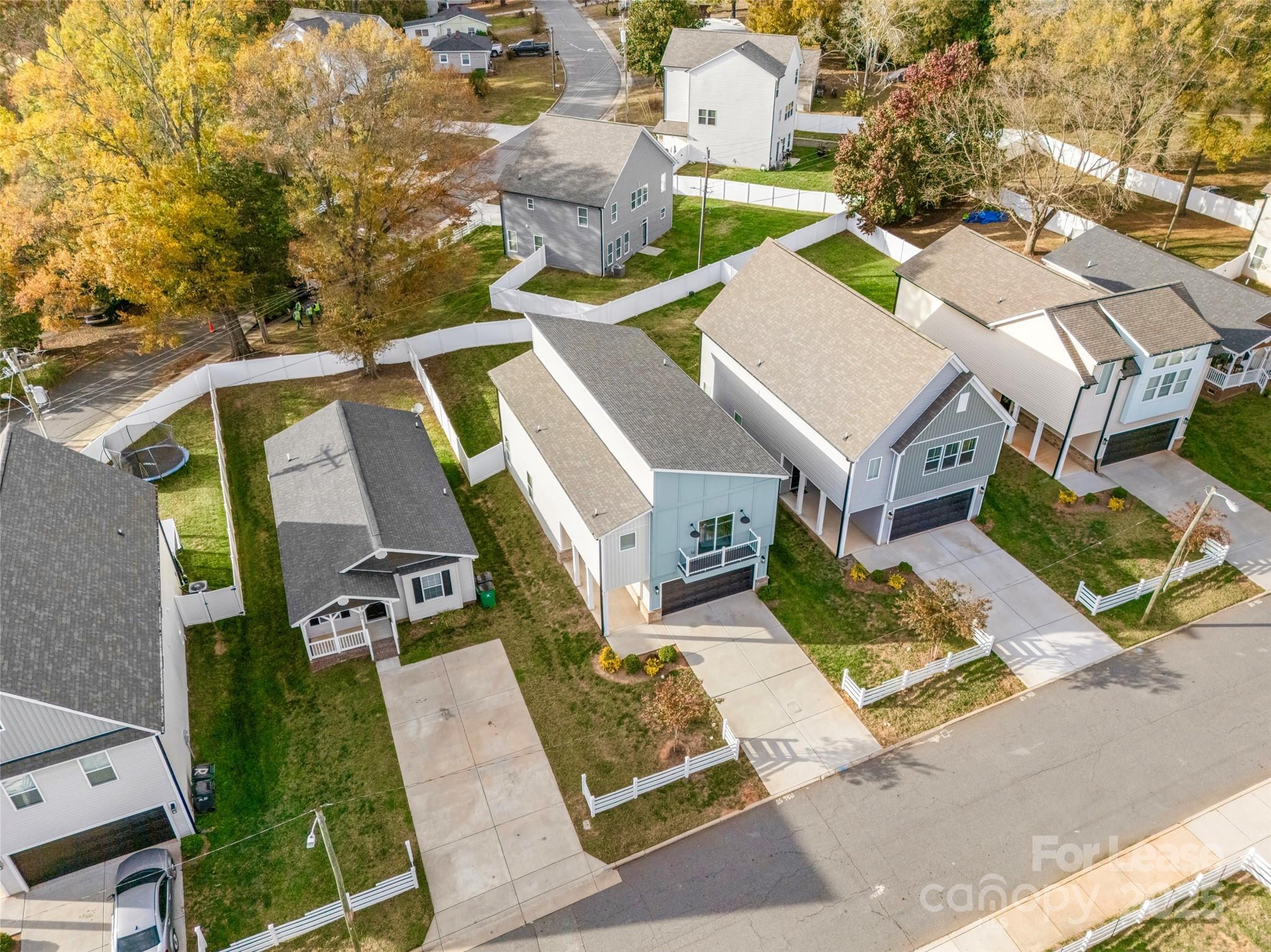 920 Blu Central Road