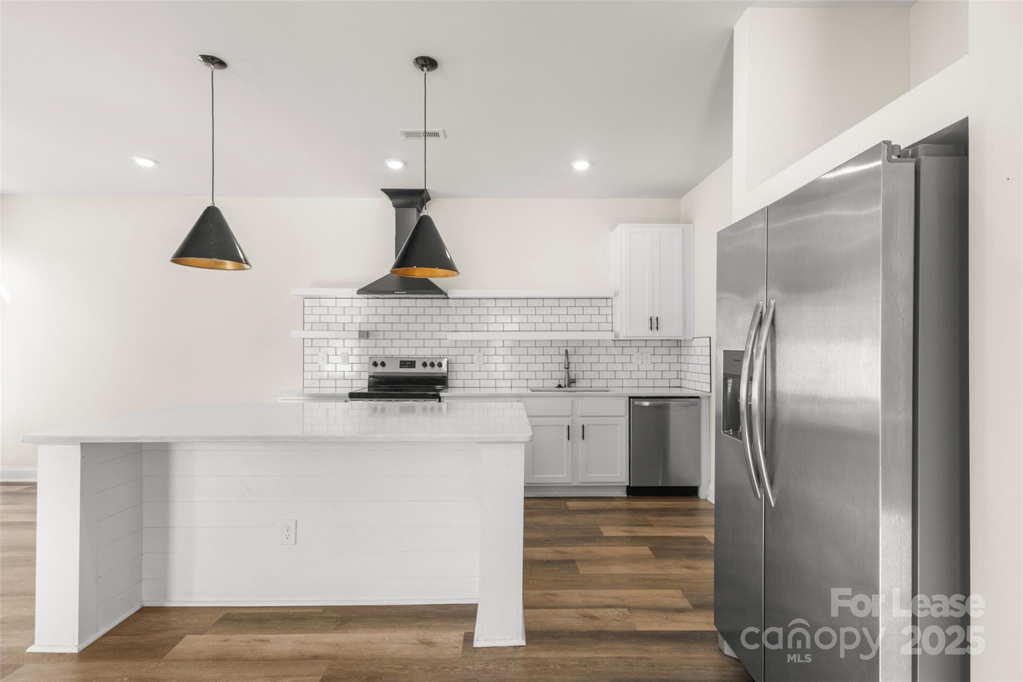 920 Blu Central Road