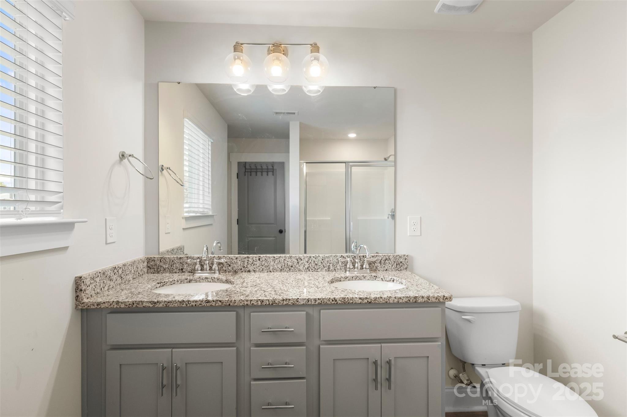 920 Blu Central Road