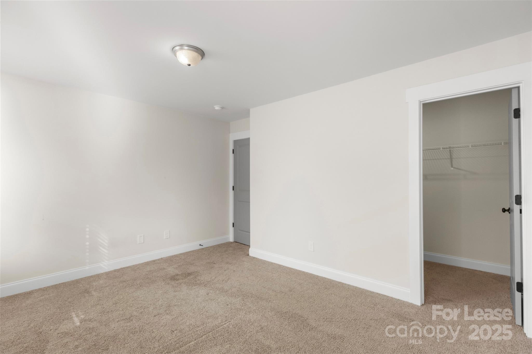 920 Blu Central Road