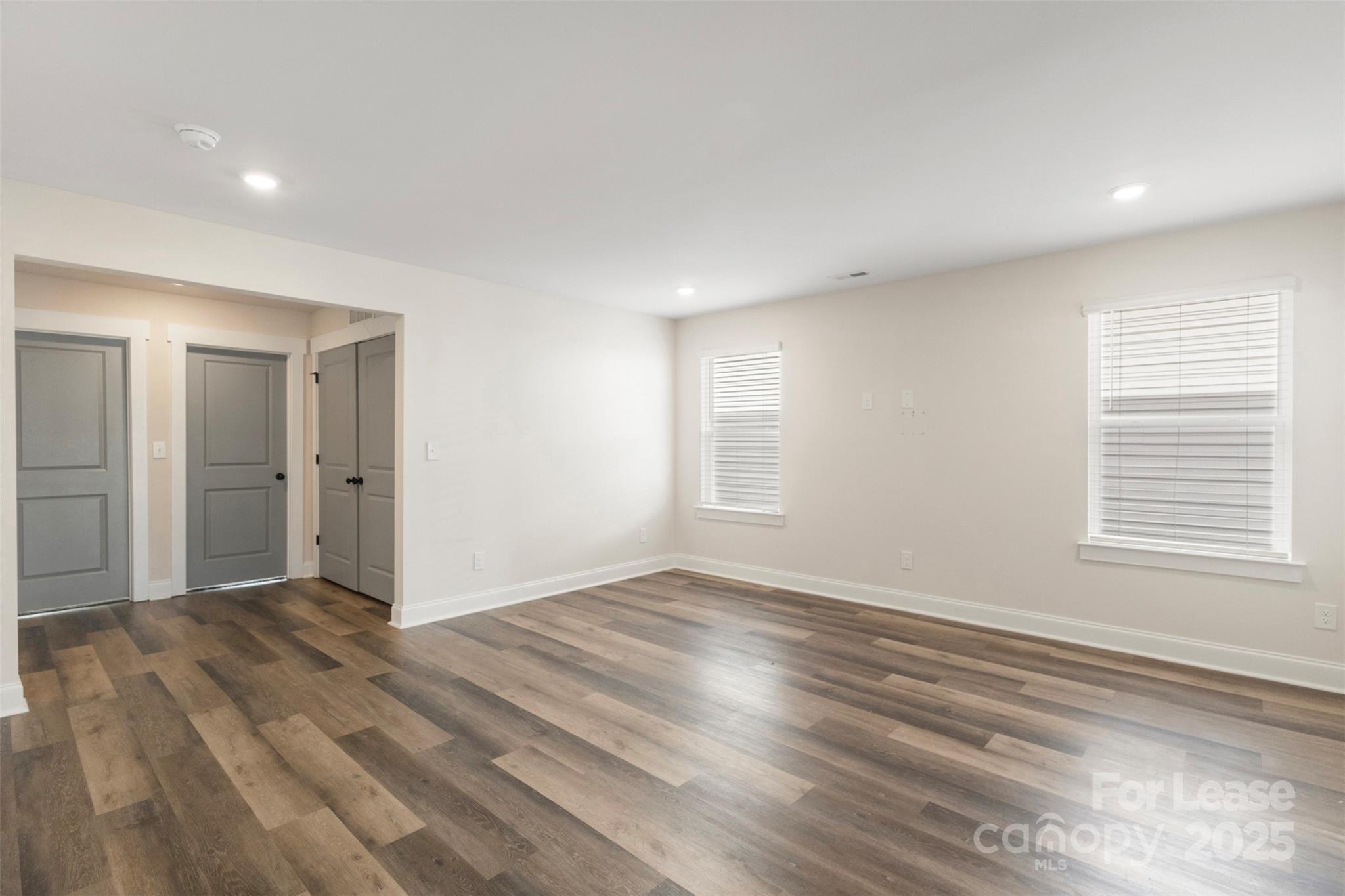 920 Blu Central Road