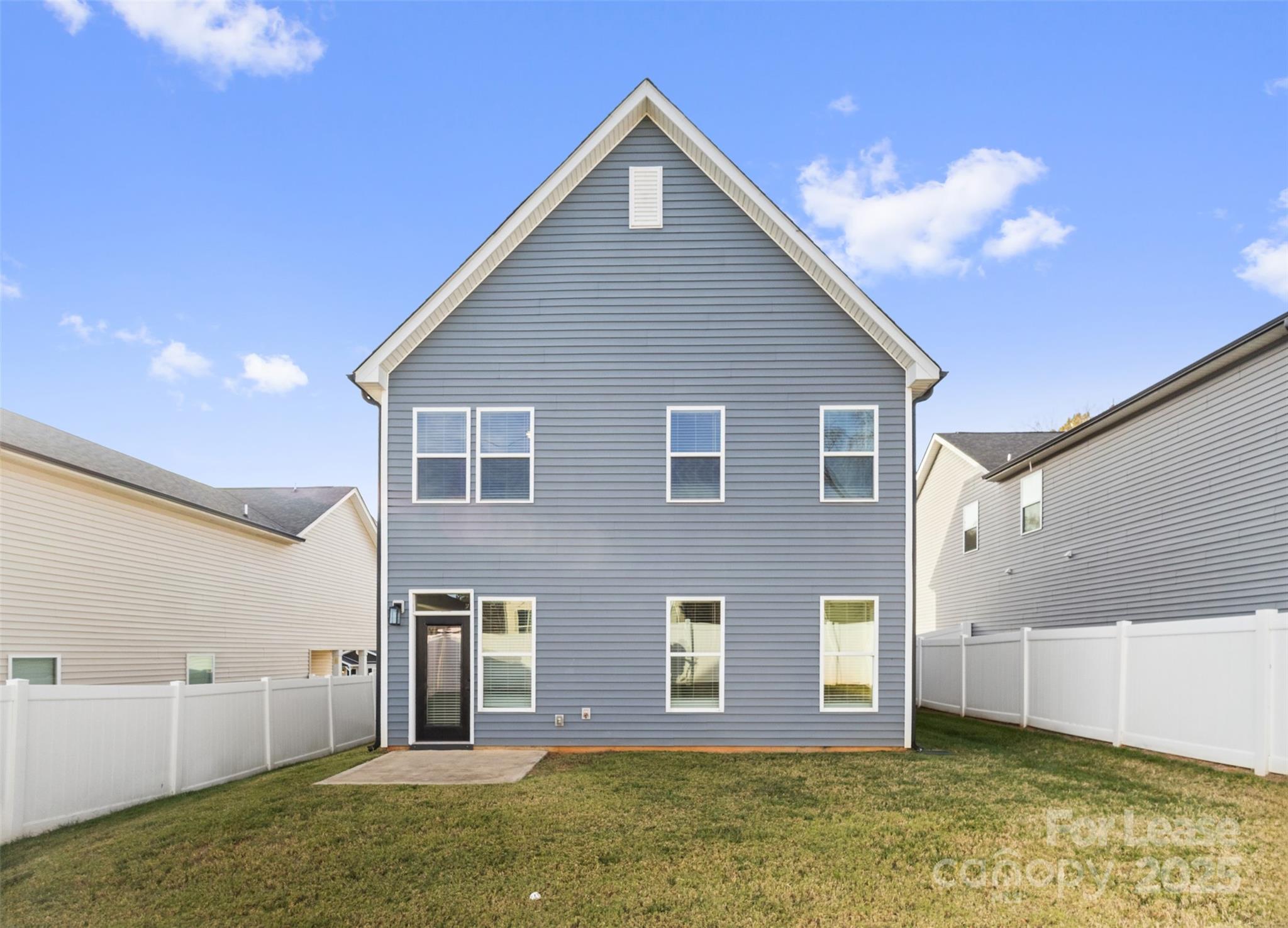 920 Blu Central Road