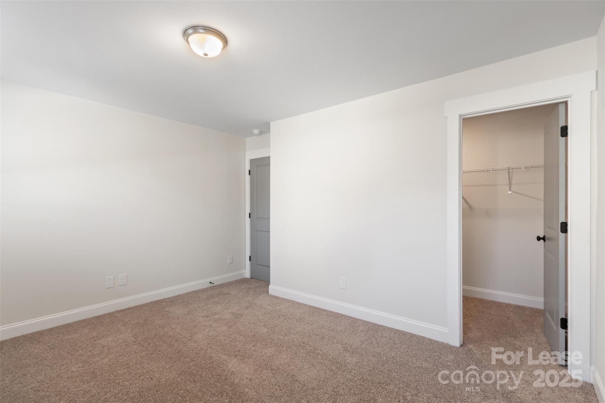 920 Blu Central Road