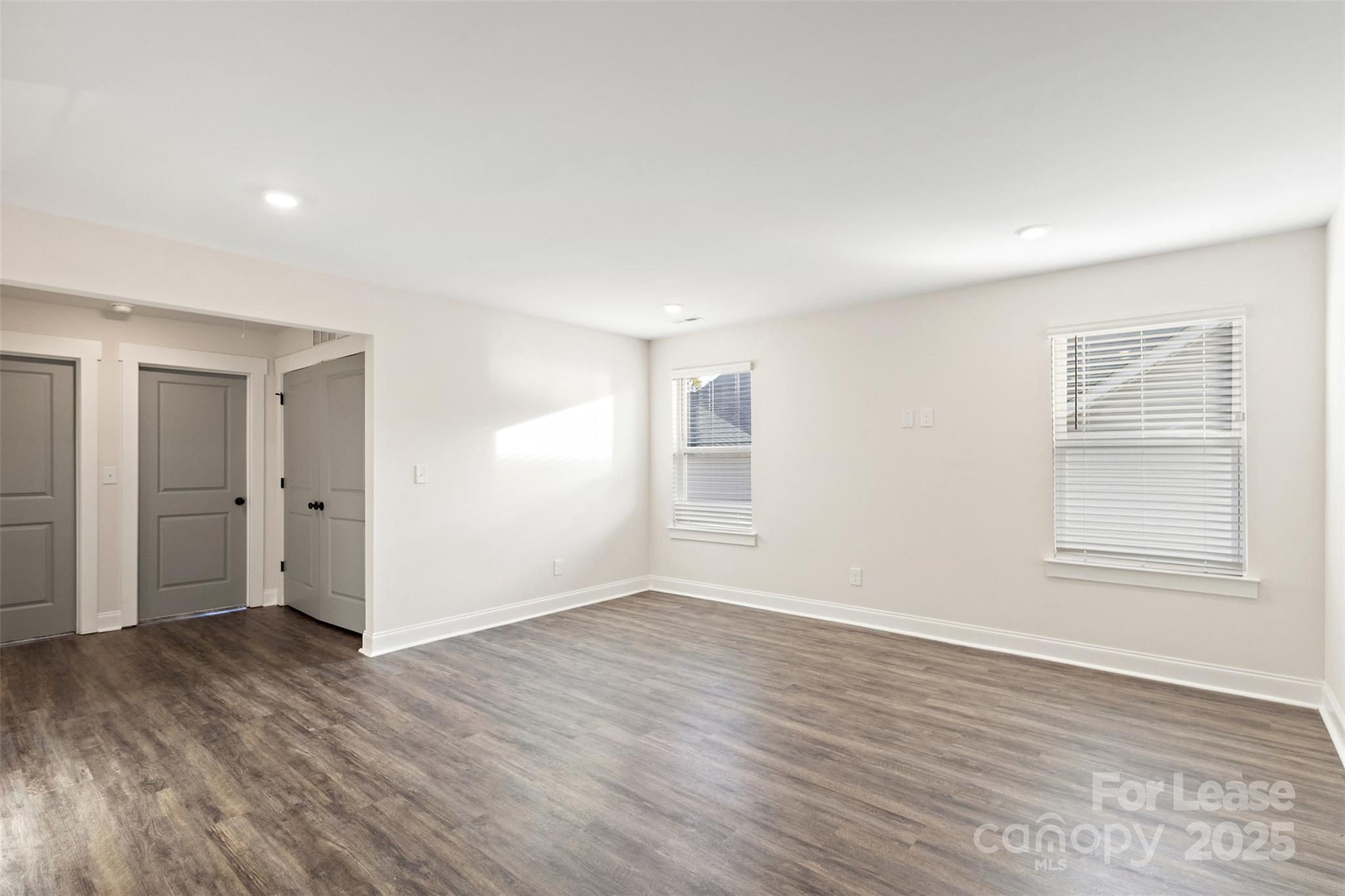 920 Blu Central Road