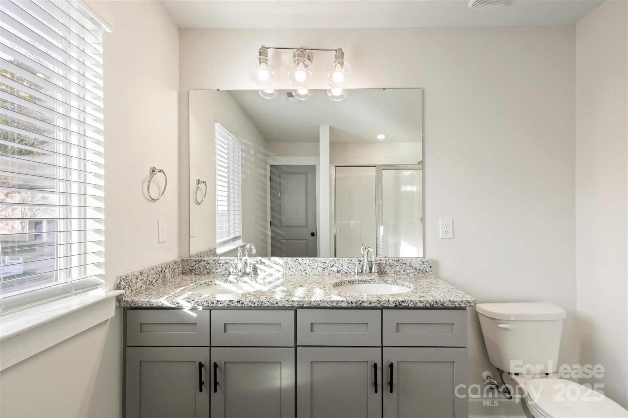 920 Blu Central Road