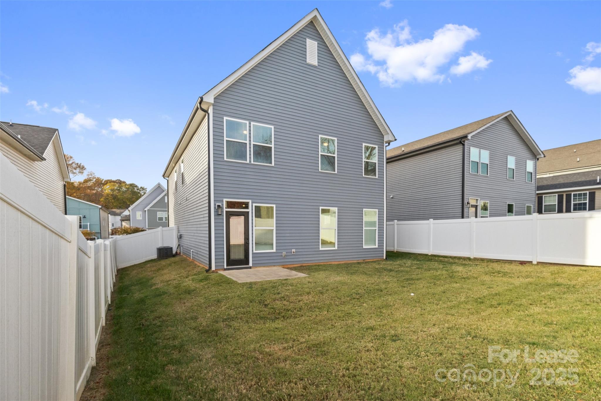 920 Blu Central Road