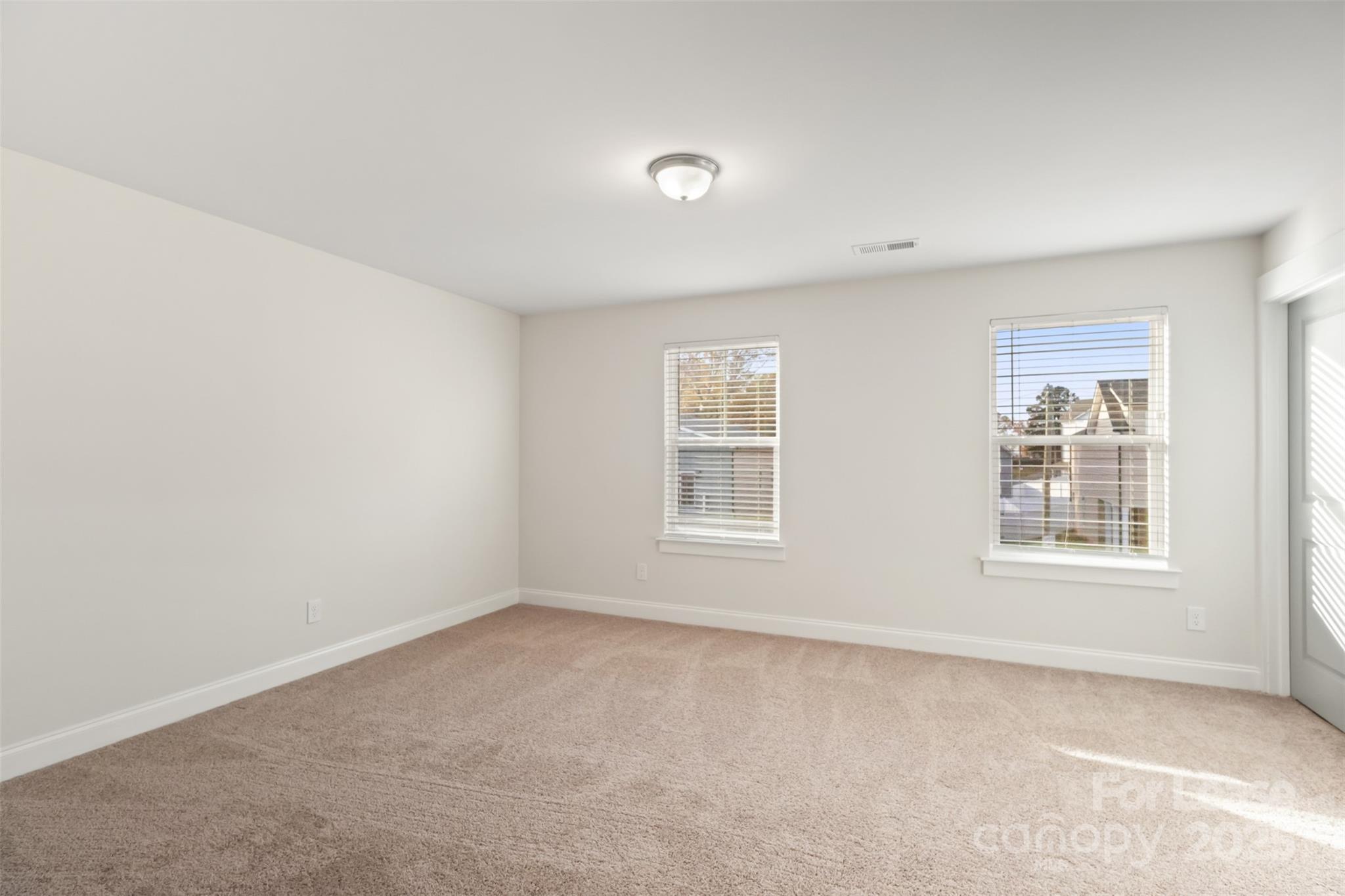 920 Blu Central Road