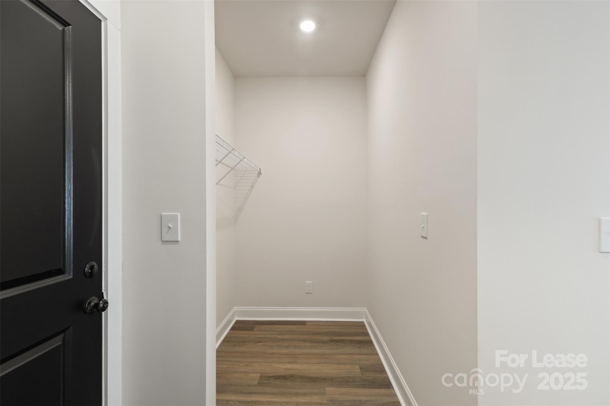 920 Blu Central Road