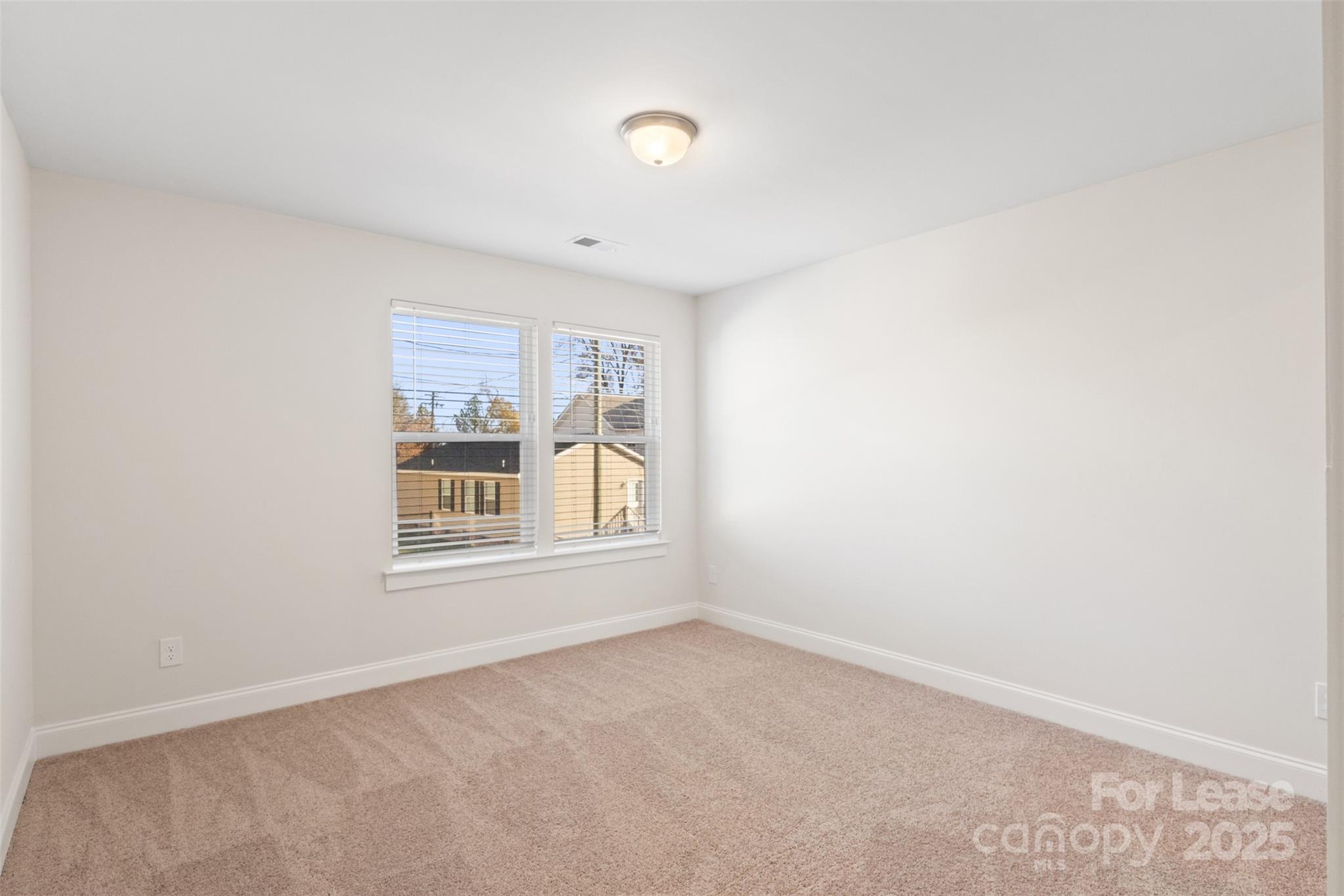 920 Blu Central Road