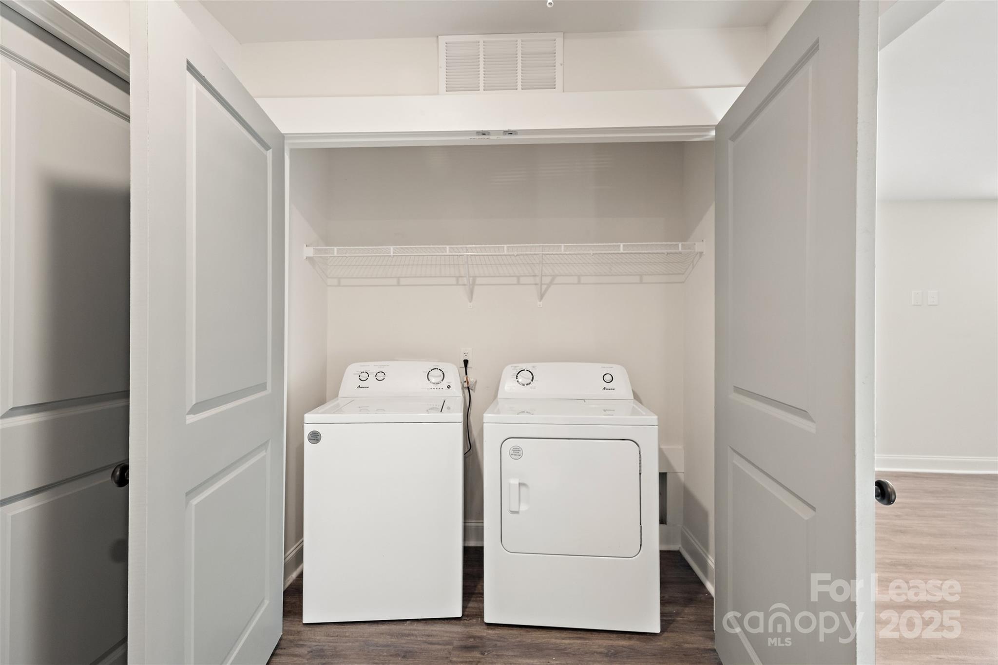 920 Blu Central Road