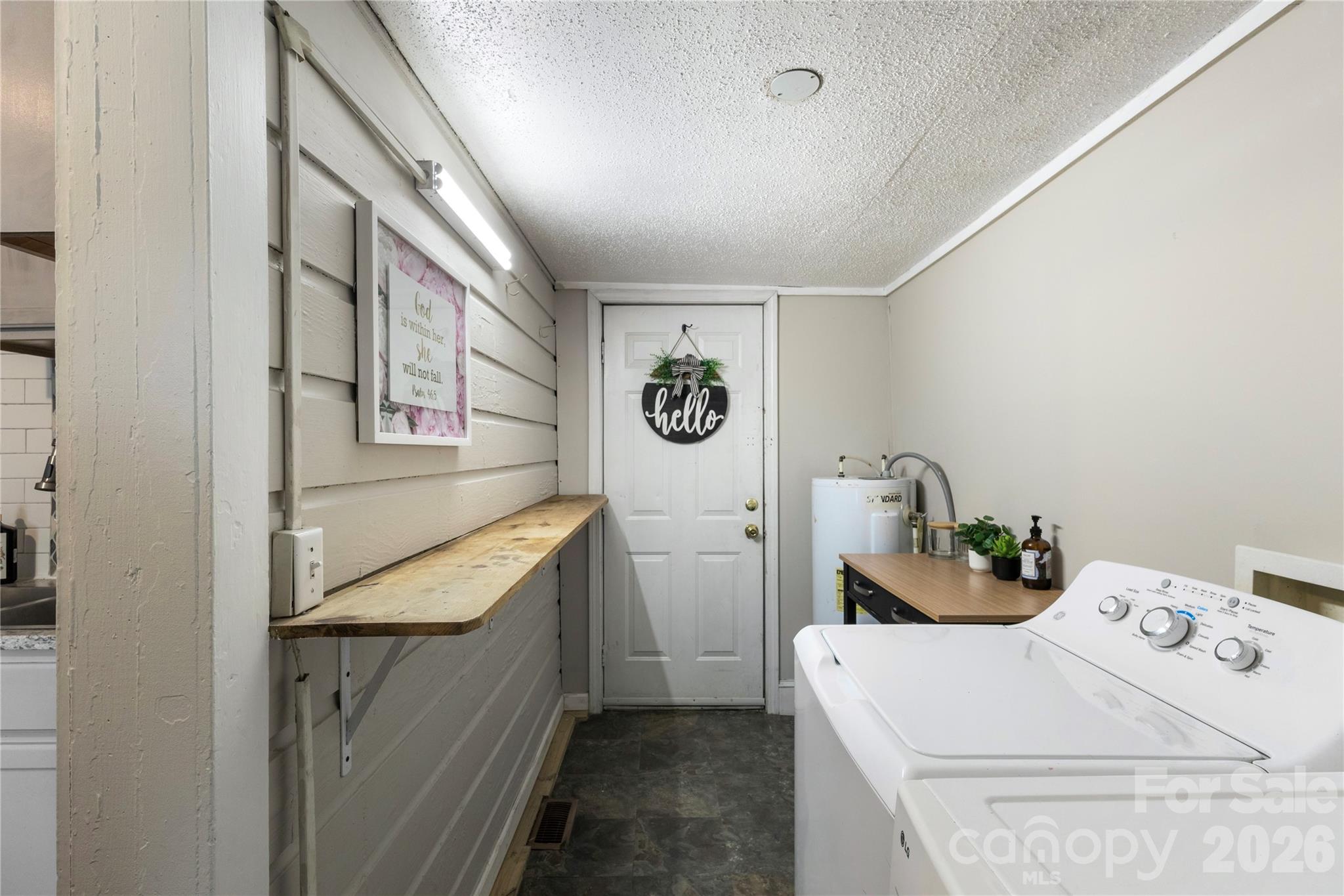 1309 Dearborn Avenue