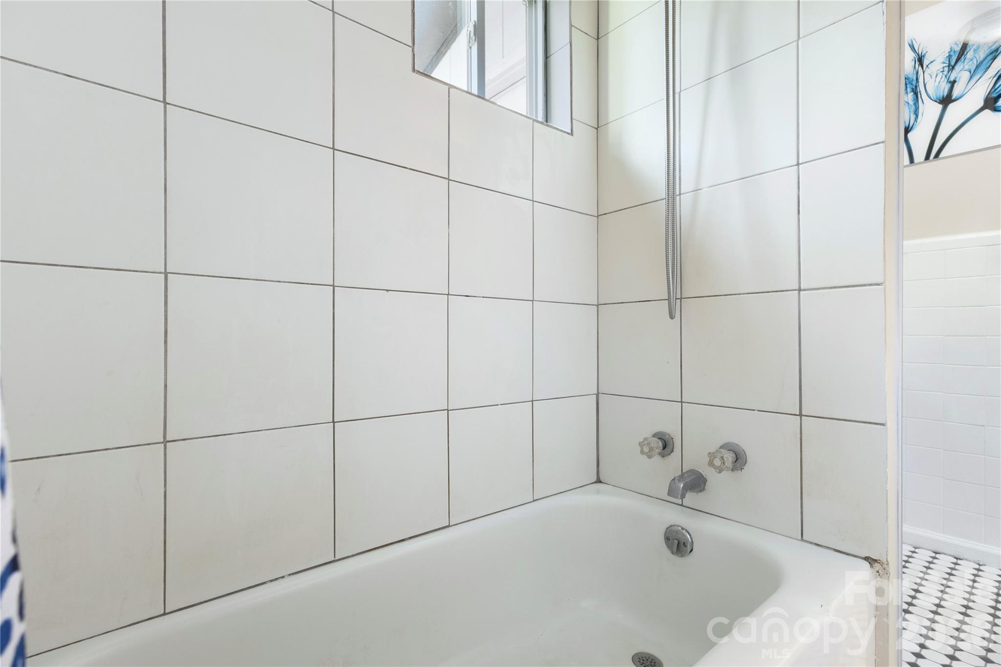 1309 Dearborn Avenue