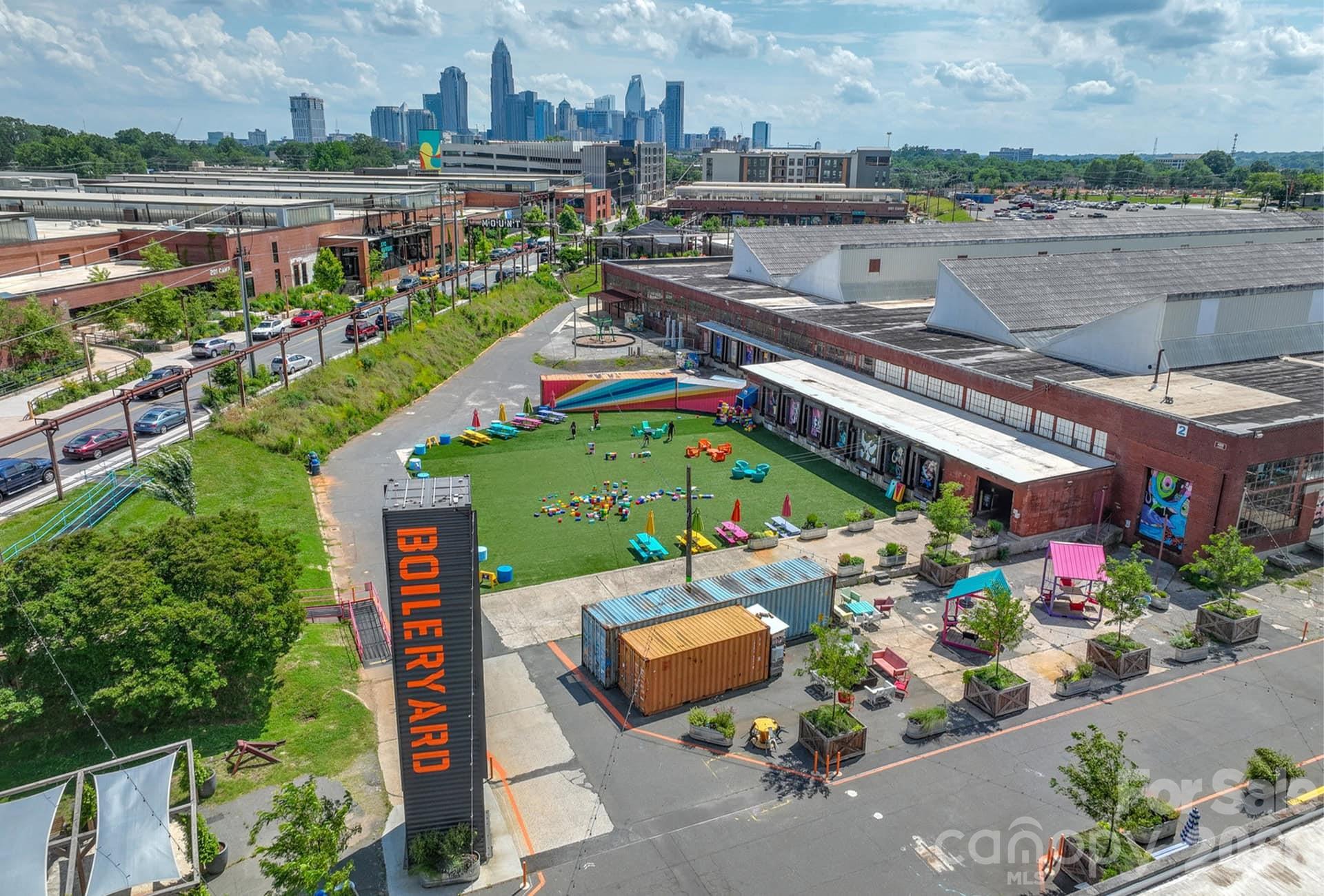 1309 Dearborn Avenue