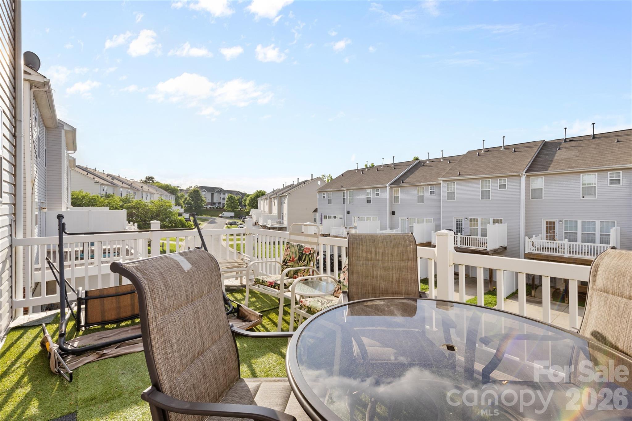 9775 Mallard Glen Drive