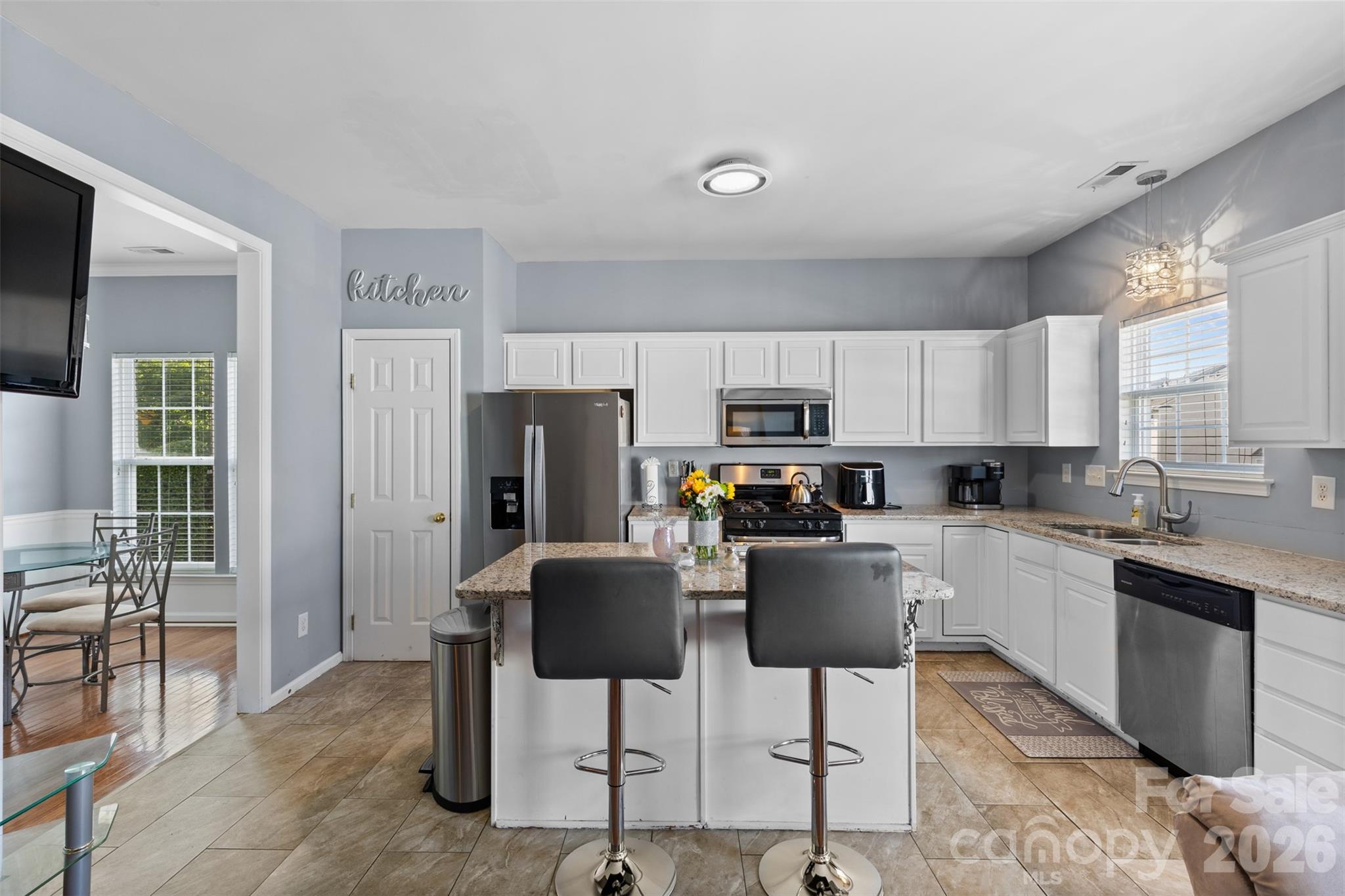 9775 Mallard Glen Drive