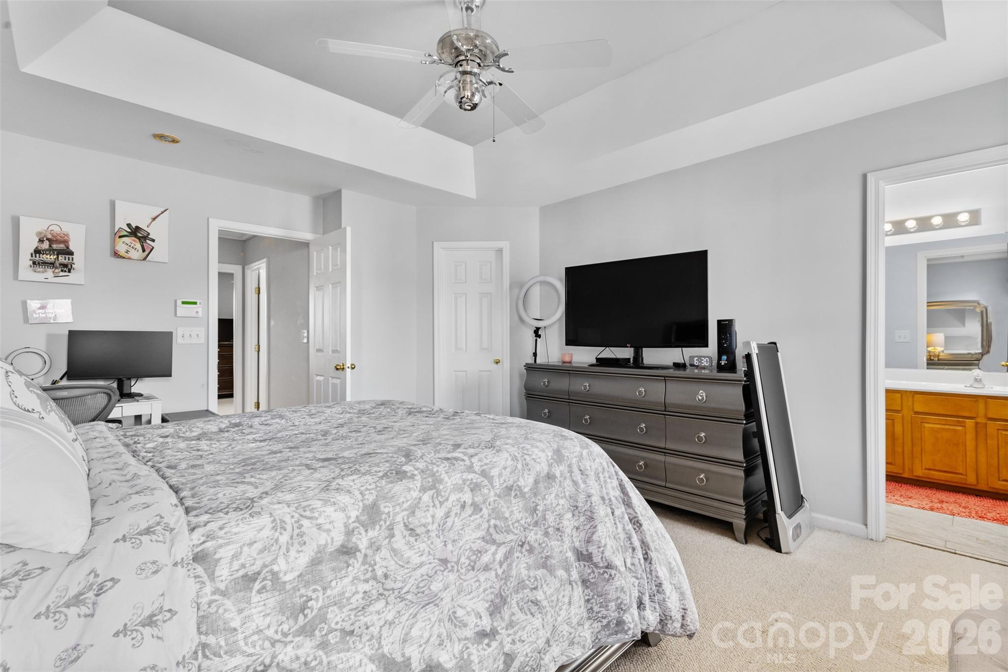 9775 Mallard Glen Drive