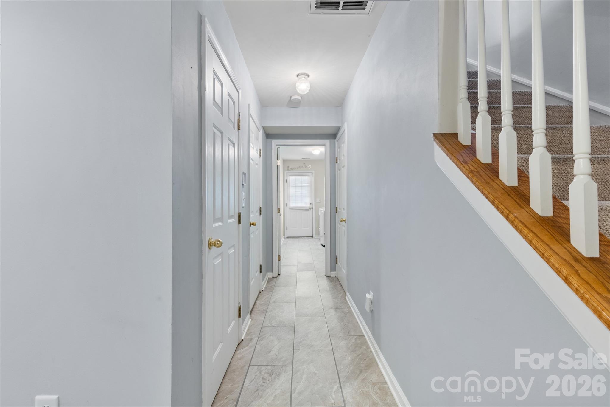 9775 Mallard Glen Drive